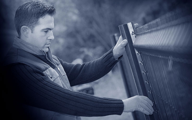 2 x stavitel plotů v 84579 Unterneukirchen (P0027311)